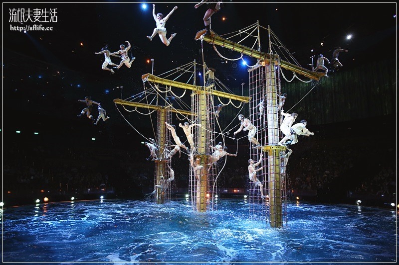 澳門新濠天地：不能錯過的《水舞間》水舞、燈光、特技和極限運動結合的精彩表演